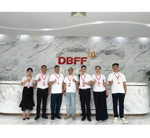 湖南伍子醉集团来访公司参观交流